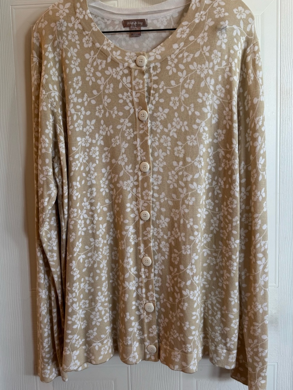 White Stag Beige Floral Long Sleeve Button Front Cardigan Sweater L